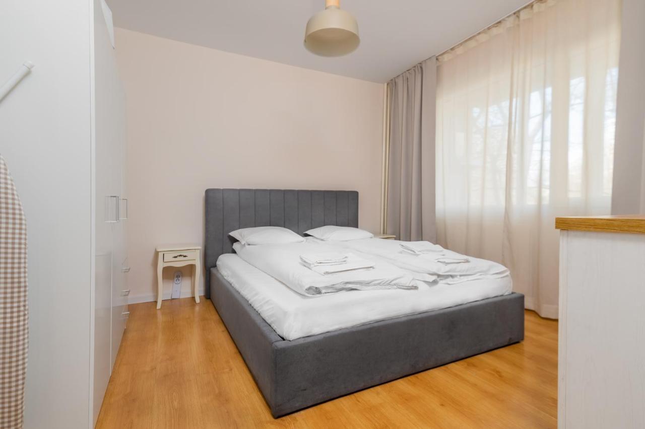 Homey 1-Bd Apartment Софія Екстер'єр фото